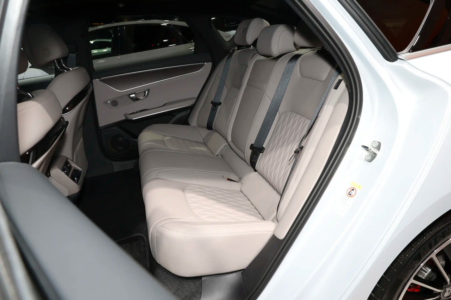 BYD Han электромобиль