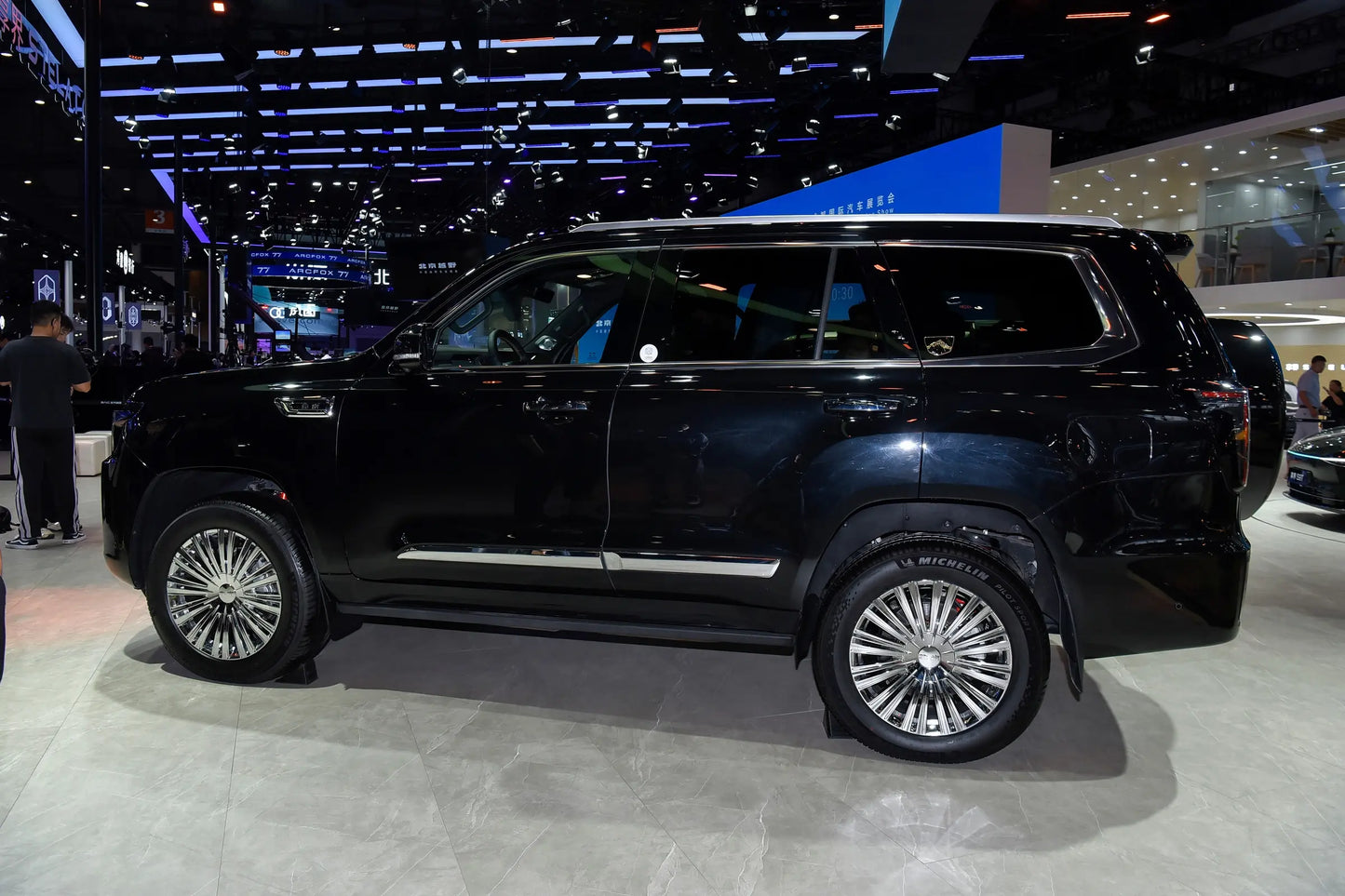 BAIC Geländewagen BJ60 Thunder-Hybrid REEV