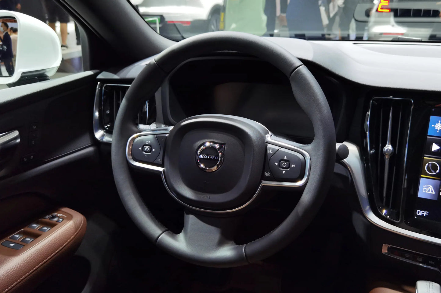 Volvo Volvo S60 -Гибридный PHEV