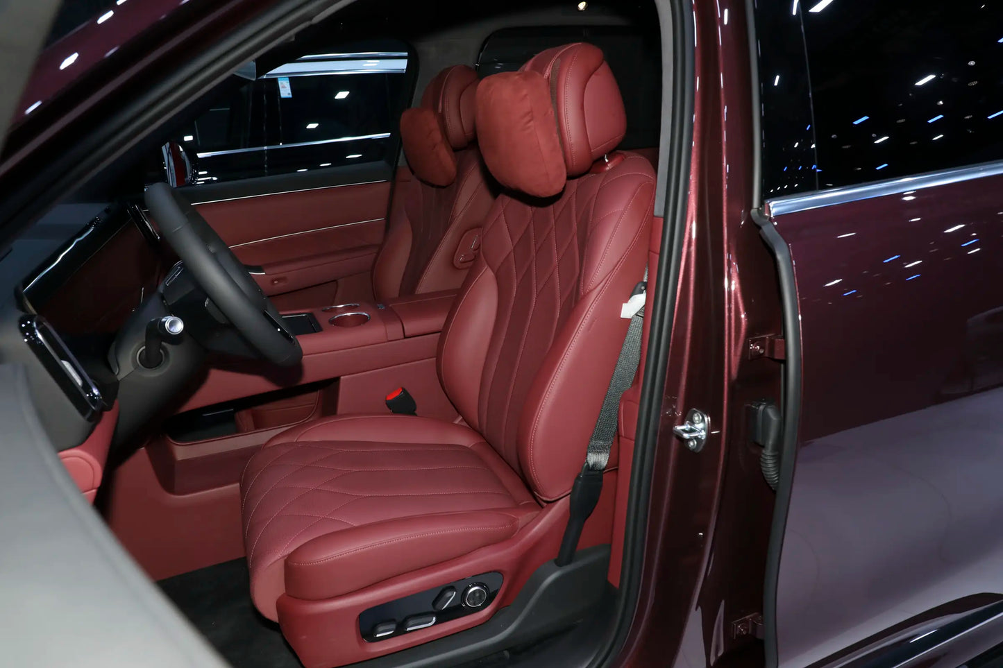 Seres Auto AITO M8-Гибрид REEV