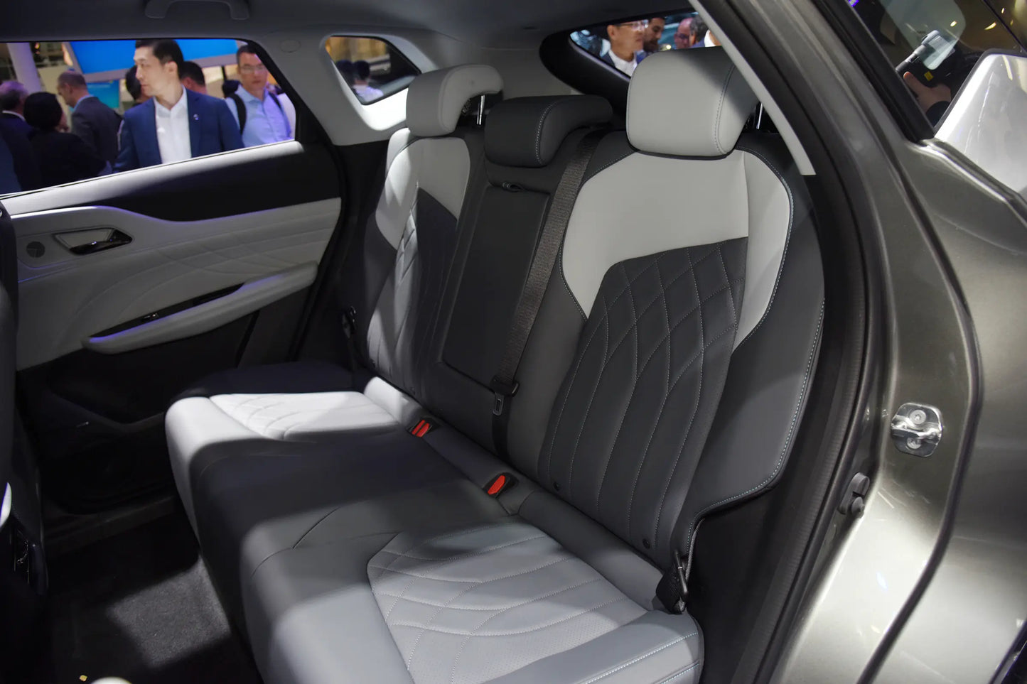 Changan Changan UNI-Z -Гибридный PHEV