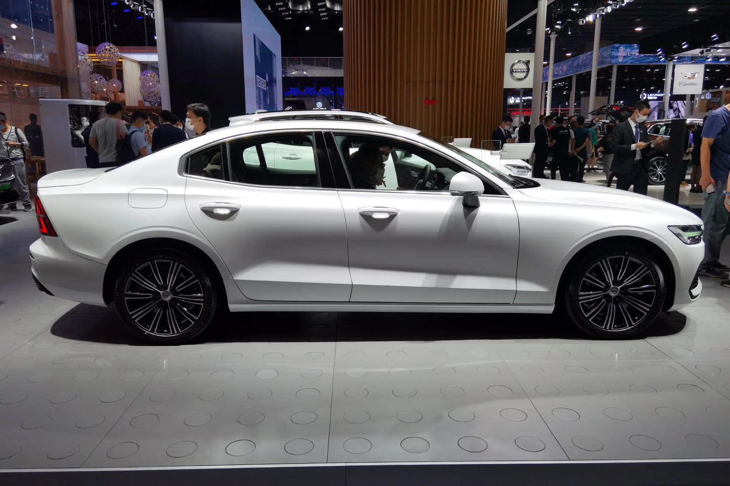 Volvo Volvo S60 -Гибридный PHEV