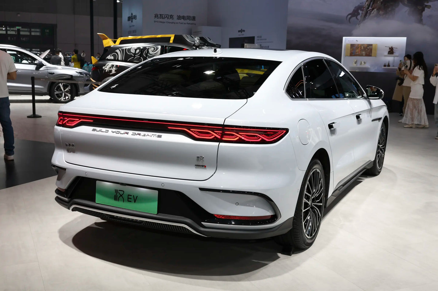 BYD Han электромобиль