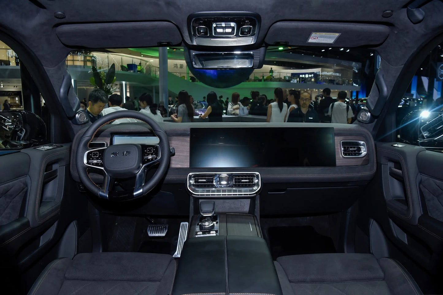 BAIC Geländewagen BJ60 Thunder-Hybrid REEV