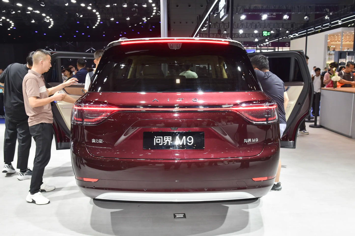 Seres Auto AITO M9-Гибрид REEV