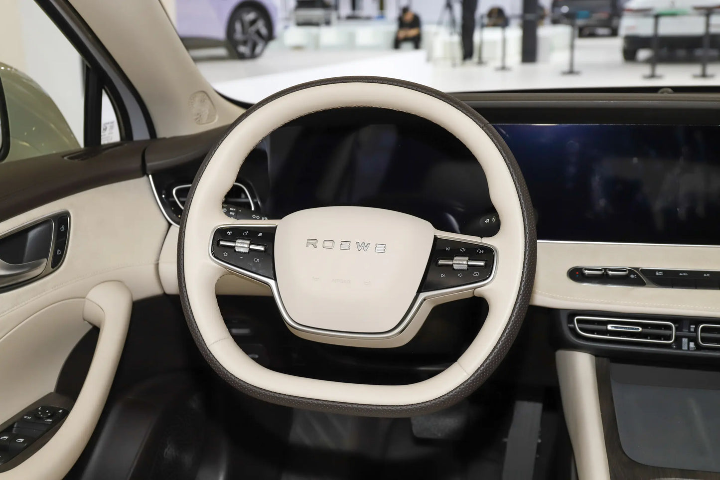 SAIC Motor Roewe D7 DMH -гибридный PHEV