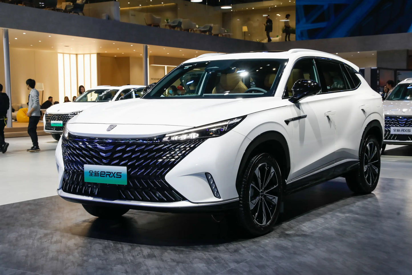 SAIC Motor Roewe eRX5 - Гибридный PHEV