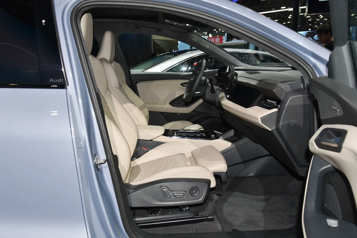 FAW-Audi Q6L Спортбек e-tron