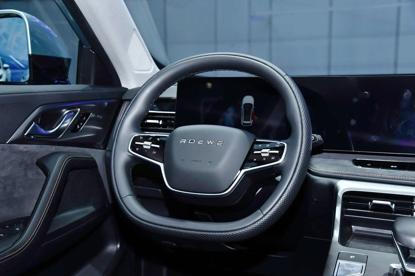 SAIC Motor Roewe D5X DMH -гибридный PHEV